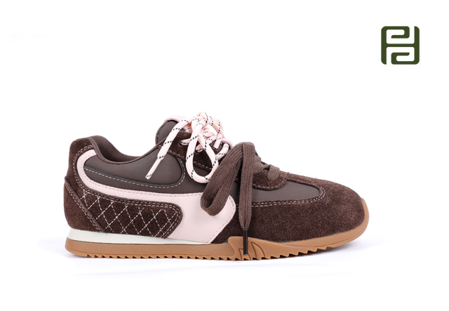 福連升秋季新款休閑女鞋經(jīng)典百搭德訓(xùn)鞋