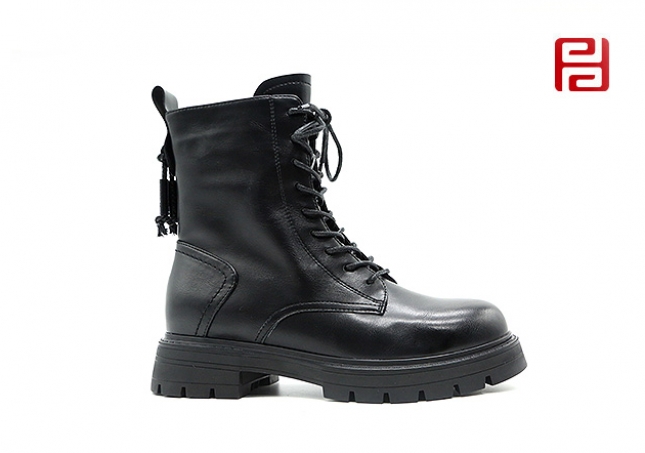 福連升冬季休閑女鞋時(shí)尚中幫馬丁靴老北京布鞋