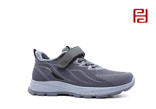 福連升冬季新款運(yùn)動(dòng)生活男鞋休